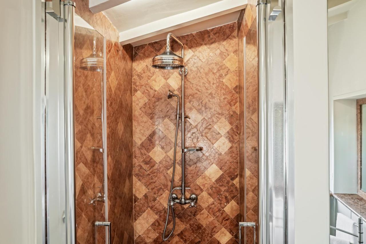 Bmga L Viapaola43 Palace Luxury Penthouse 2Bdr Рим Екстер'єр фото